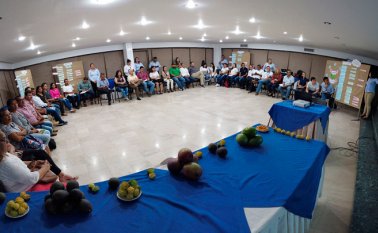 El evento de certificación contó con la presencia de aliados comerciales como el Banco Agrario y los supermercados de Cúcuta. César Obando/La Opinión