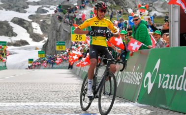 Egan Bernal del Ineos es uno de los favoritos de su escuadra para la nueva edición del Tour de Francia. Bernal ganó recientemente la Vuelta a Suiza. AFP