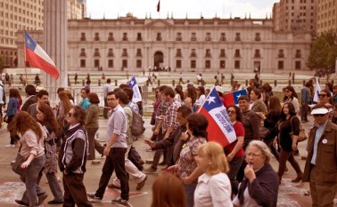 La economía chilena lidera el escalafón en el continente, los salarios de sus trabajadores equivalen al 62,02 % del PIB nacional. Esto sirve para medir los niveles de remuneración de los diferentes países. Archivo