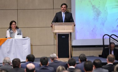 El registrador nacional, Juan Carlos Galindo, anunció que los partidos podrán este año hacer la preinscripción de sus candidatos de manera virtual, para facilitar el trámite final de la inscripción. Colprensa