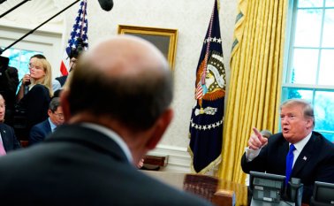 Trump y el presidente chino Xi Jinping acordaron el mes pasado en la cumbre del G20 en Japón reanudar sus negociaciones comerciales, estancadas hasta entonces. AFP