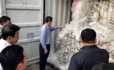 De un total de 83 contenedores con 1.600 toneladas de basura, 70 provenían de Estados Unidos y 13 del Canadá. AFP