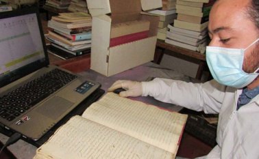 Fabio Alberto rueda adelanta la investigación con documentos de 230 años. En los registros notariales están consignadas las compraventas de esclavos en Pamplona. Roberto Ospino