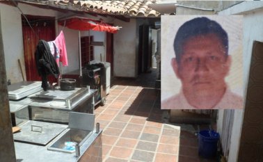 La discusión se dio frente a la puerta de una de las habitaciones en el corredor principal de la casa y como testigos estaban los demás inquilinos, entre ellos menores de edad. La Opinión