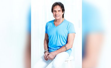 Roberto Carlos ha colaborado con estrellas mundiales en diversas giras. Colprensa