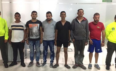 Los detenidos fueron sorprendidos con armamento y los cuchillos que utilizaban para desmembrar a sus víctimas en la frontera, creando un imperio de terror entre los habitantes de El Escobal y Ureña. Cortesía