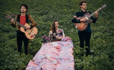 La Filarmónica de Bogotá se une a la agrupación Monsieur Periné. Internet