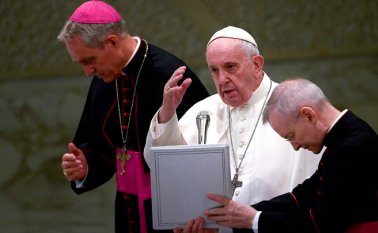El papa Francisco organizó en febrero una cumbre mundial de obispos sobre la cuestión al cabo del cual prometió acciones concretas. AFP