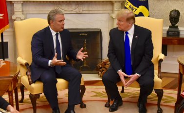 Trump (derecha) también sostuvo que continuará trabajando con Colombia y otros socios del hemisferio para restaurar la democracia en Venezuela. Colprensa