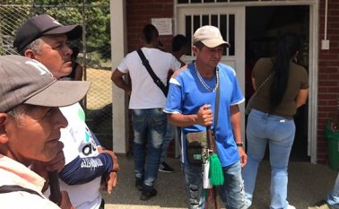 La intención de los pueblos nativos es realizar un recorrido en las zonas rurales de Caloto, Toribío, Jambaló y Corinto para expulsar, o si es del caso capturar, a los integrantes de los grupos armados que delinquen en esta zona del departamento. Colprensa