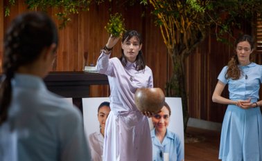 Marcela Mar en plena actuación en la serie que “nos habla mucho de cómo ha sido la relación del hombre blanco contra la naturaleza”.
Colprensa