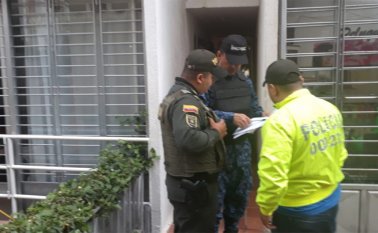 Los prófugos se habrían desplazado a otras ciudades del país y otros barrios de la ciudad para continuar con sus acciones delictivas, según la Policía. Policía Nacional