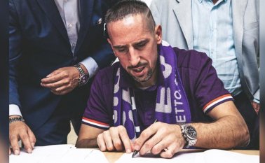Franck Ribéry ficha para la Fiorentina por dos temporadas.
Tomada de Twitter