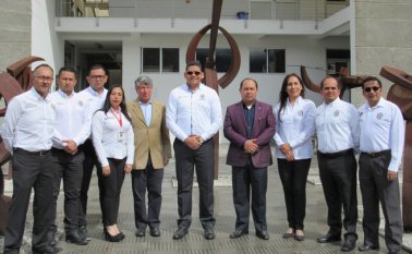 El rector de la Universidad de Pamplona, Ivaldo Torres (centro), se reunió con los pares del CNA, Fernando Cantor e Iván Ramos. Roberto Ospino