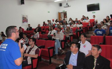 El representante de Acnur, Diego García, explicó los procesos de atención dado a los migrantes. Las cifras se dieron a conocer en el marco del programa Colombia Nos Une de la dirección de Asuntos Migratorios de la Cancillería. Roberto Ospino