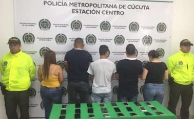 Fueron detenidos, en flagrancia, por el delito de receptación. Policía