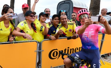Rigo sufrió una caída el jueves. AFP