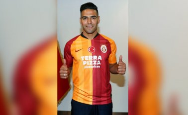 Diferentes fuentes próximas al caso señalan un salario de 16 millones de euros por tres años, ocho de ellos en la primera temporada. Tomada de Twitter