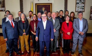 "Rechazamos igualmente, las declaraciones dirigidas a aprovechar la situación para llamar al incumplimiento de lo pactado por el Estado colombiano con la antigua insurgencia de las Farc-Ep", señaló Timochenko. Colprensa