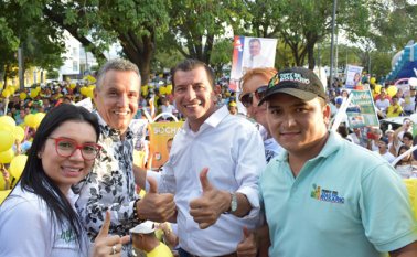 Socha encabezó una caminata por las principales calles del municipio histórico. Cortesía