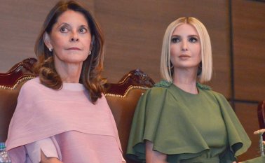 La vicepresidenta Marta Lucía Ramírez (izquierda) y la primera dama de la Nación, María Juliana Ruiz de Márquez, inaugurarán en Cúcuta, la Casa de Empoderamiento de la Mujer, en la que estará presente Trump (derecha). Vicepresidencia