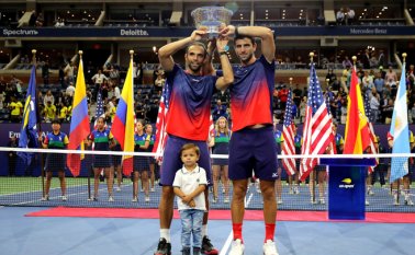 Es el segundo trofeo de Grand Slam para la mejor dupla del mundo. AFP