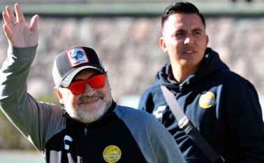 El último equipo que dirigió el argentino fue Dorados de México, donde fue la sensación no solo por sus conceptos técnicos sino por lo que genera en los hinchas. Archivo La Opinión