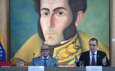 El canciller Arreaza reiteró que en febrero rompió relaciones diplomáticas con Bogotá por el apoyo de Duque al opositor Juan Guaidó como presidente interino de Venezuela. AFP