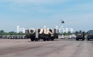 Según Ceballos, este despliegue militar en la frontera forma parte de un conjunto de acciones a nivel nacional, en el marco de la alerta naranja. La Opinión