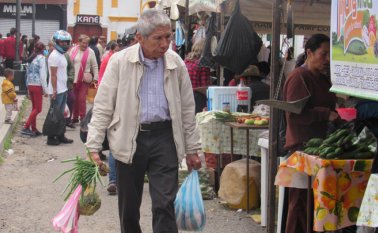 Productores de miel de abejas, de artesanías en madera, dulcería, postres, lácteos, cárnicos, panadería, café, truchas y otros alimentos en conserva han consolidado el mercado.
 Archivo