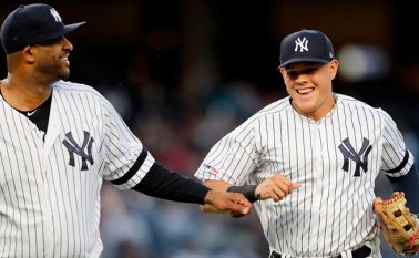 Giovanny Urshela será el primer colombaino en disputar unos playoff con el equipo de los Yankees. AFP