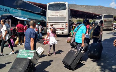 El transporte entre rutas nacionales de larga distancia es una de las ramas que han tenido mayor crecimiento en la frontera, junto a la hotelería y los restaurantes. Eilyn Cardozo