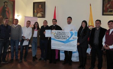 El candidato Humberto Pisciotti no estuvo presente, pues argumentó problemas de salud. Roberto Ospino