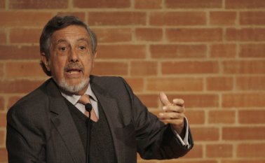 Dictaba clases en la Facultad de Economía de la Universidad de los Andes.  Colprensa