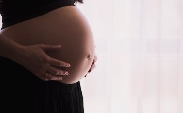 Las personas que compran estos recién nacidos suelen ser parejas con recursos que no pueden tener hijos. Pixabay referencial