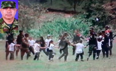 Esta es una de las fotografías que se entregaron en el documento a la ONU y la OEA por el gobierno Colombiano. Las fechas y horas escritas en el documento eran diferentes y sin créditos a sus verdaderos autores. Inteligencia Militar