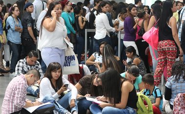 Según el DANE, en agosto de 2019, la tasa de desempleo en el total de las 13 ciudades y áreas metropolitanas fue 11,4%, lo que representó un aumento de 1,3 puntos porcentuales en comparación con agosto de 2018 (10,1%). Colprensa