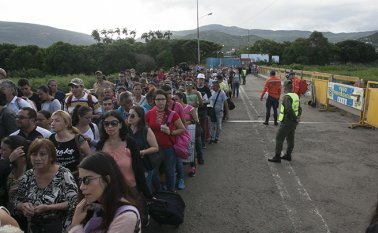 El éxodo de los venezolanos no termina. El gobierno colombiano, a pesar de las medidas tomadas, no ha podido controlar la constante migración en ciudades como Cúcuta, Bucaramanga, Bogotá, entre otros. Archivo Colprensa