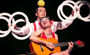 Show de música y de malabares. Los artistas dejaron un mensaje de libertad y de igualdad. Juan Pablo Cohen