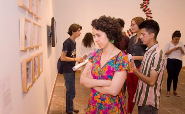 Cortesía juntos aparte