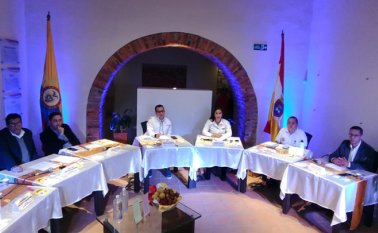 En la Cámara de Comercio de Pamplona se cumplió el foro con seis de los ocho candidatos al primer cargo local.
 Cortesía