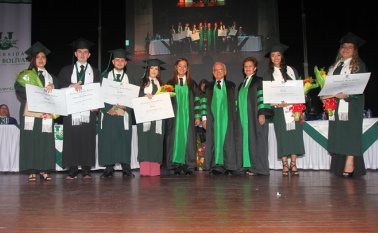 Sol María Macías Torres, Jesús Daniel Pérez Fernández, Alexander Flórez Garay, Angélica María Rojas Omaña, Vivian Vanessa Arenas Villamizar, Carlos Corredor Pereira, Yolanda Gallardo de Parada, Astrid Carolina Rozo Sánchez y María José Ballesteros Suárez. Cortesía