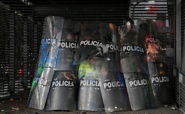 Estudiantes de todo el país marcharon en contra de la corrupción, abuso policial e incumplimos del Gobierno. Colprensa