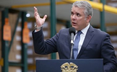 El presidente Iván Duque visitó el centro de acopio de la Registraduría Nacional para inspeccionar al material electoral que llegará a los puestos de votación de todo el país.
Colprensa