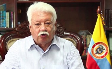 Un concurrido grupo de amigos y familiares acompañaron a Ramsés Díaz León a su última morada este sábado, bajo un cielo encapotado, en el Cementerio Metropolitano El Mirador, donde descansará eternamente al lado de su amada. Archivo