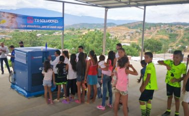 El Water Gen permitió que decenas de familias de El Talento pudieran acceder a agua potable. Los impulsores de esta iniciativa buscan mostrarle al gobierno local  cómo esta tecnología podría mejorar el acceso al agua en algunos sectores.  Cortesía