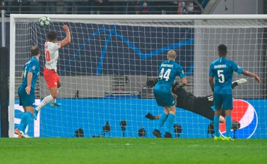 Barrios disputó los 90 minutos en lo que su equipo Zenit perdió por 2-1 a manos del Red Bull Leipzig en Alemania. AFP