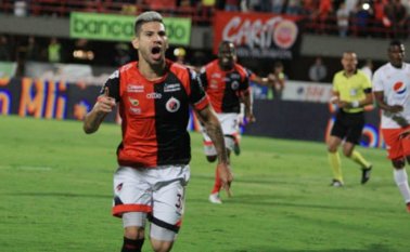 Agudelo, quien marcó el gol al minuto 8 desde el punto penal, jugó hasta el 72; luego fue sustituido por Diego Chica. Mario Caicedo