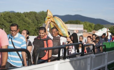 Colombia, con 1,4 millones de migrantes venezolanos, Perú (860.000) y Ecuador (330.000) se encuentran de hecho entre los países en primera línea de esta crisis, junto a Chile (371.000) y Brasil (212.000), según la ONU. La Opinión