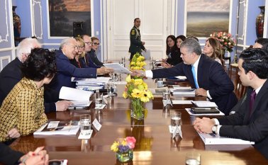 Durante la entrega oficial del informe, la OCDE enfatizó que todas estas recomendaciones se deben implementar de la mano de los responsables de las políticas para llevar la economía a una “senda que conduzca a un crecimiento más sólido e inclusivo, que beneficie a un mayor número de colombianos”. Twitter de la OCDE